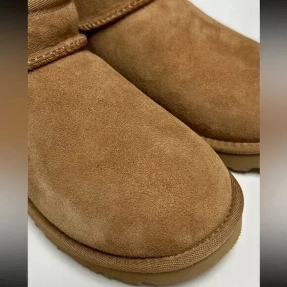 Brown Shearling-Lined Boots